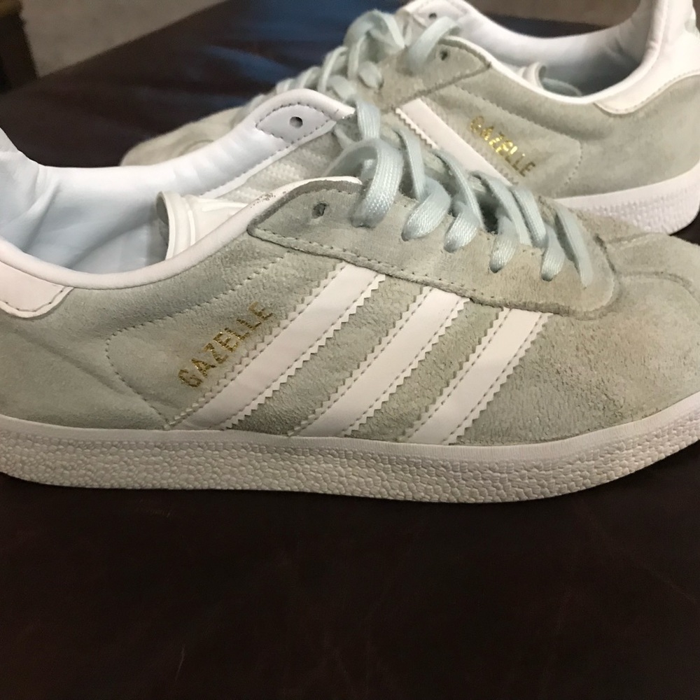 Adidas gazelle light green suede